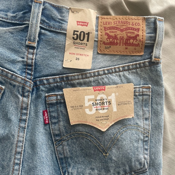 501 high rise LEVI’S shorts - Picture 5 of 8